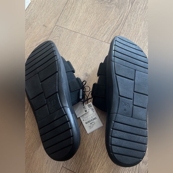 Zara Technical Slides - Picture 2 of 4